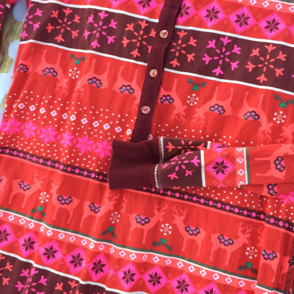 Xhilaration One Piece Red Christmas Pajamas - Picture 6 of 8